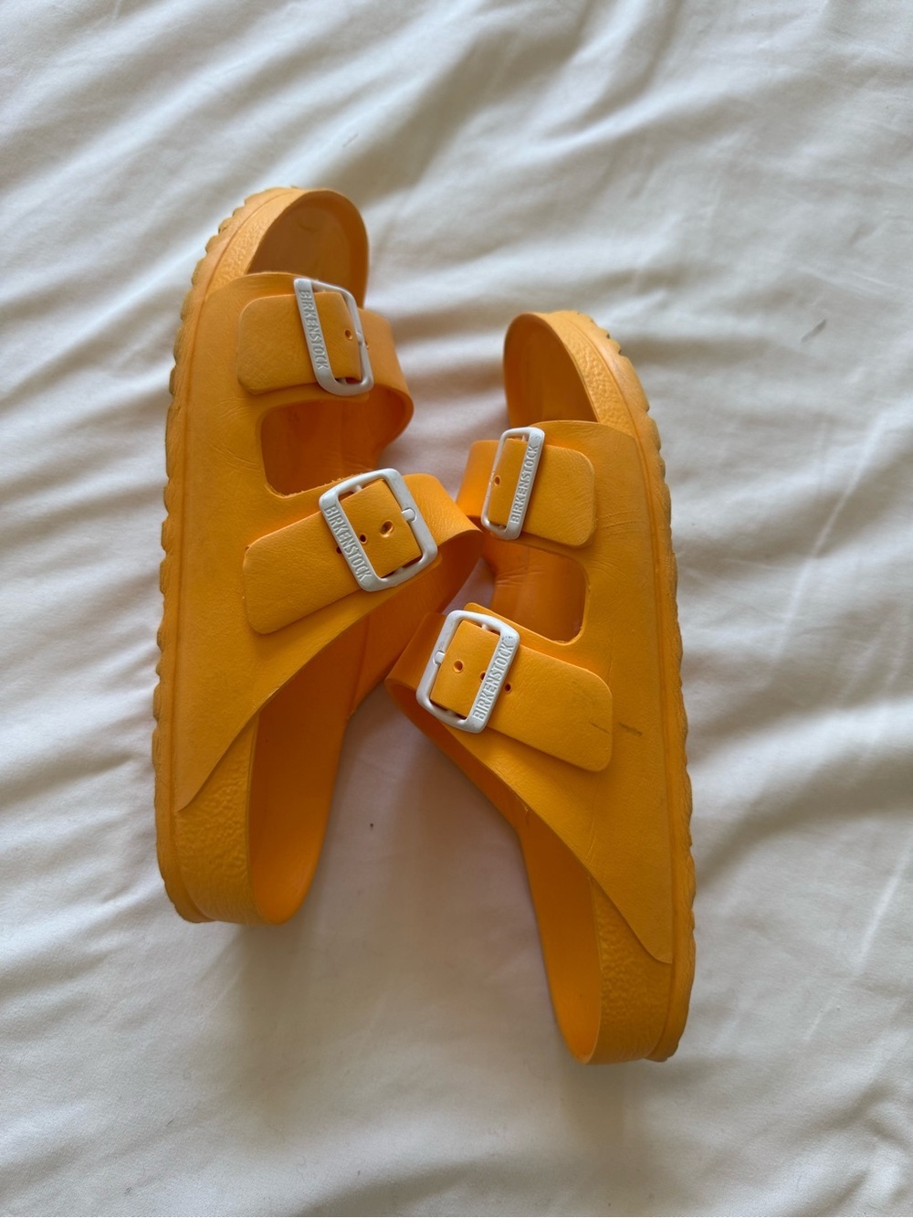 Birkenstock | Unisex Arizona EVA Sandals in Mustard Yellow | 41 | L10 M8 - Picture 2 of 7